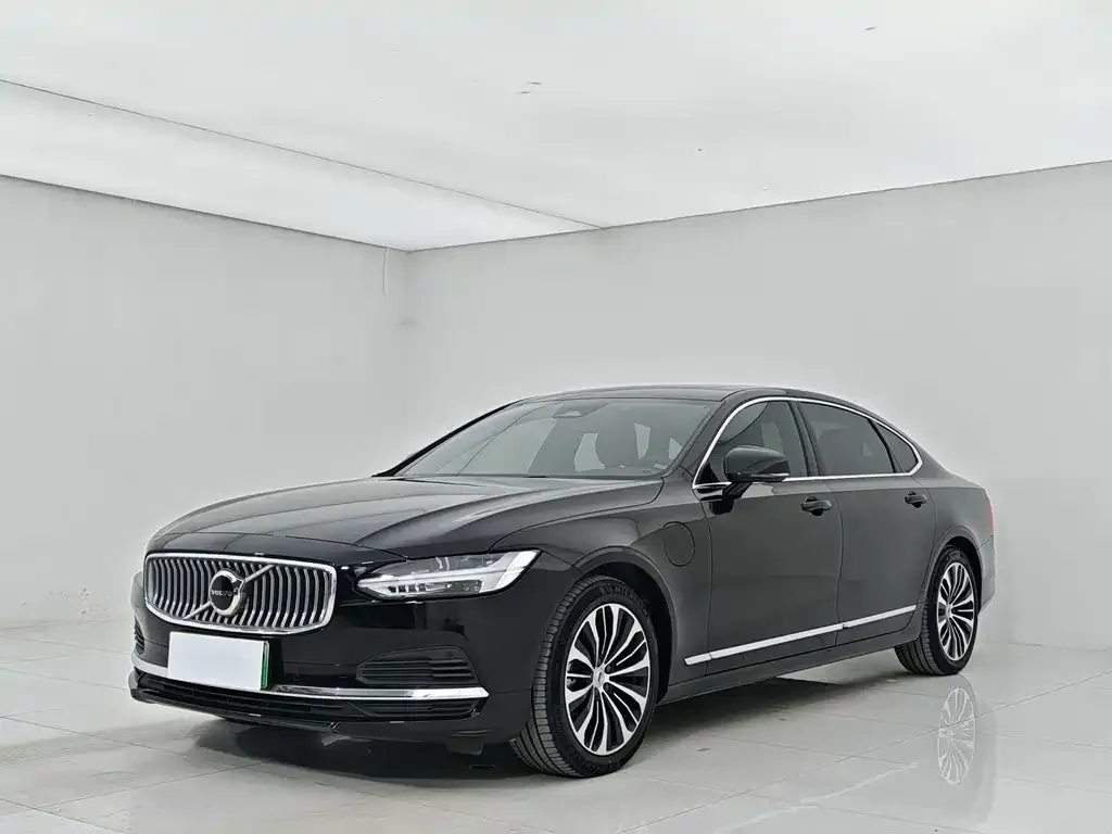Volvo S90 PHEV 2024 из CN, фото 1