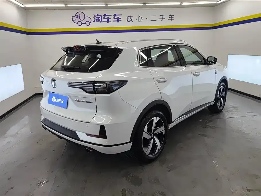 Changan CS55PLUS — фото 3