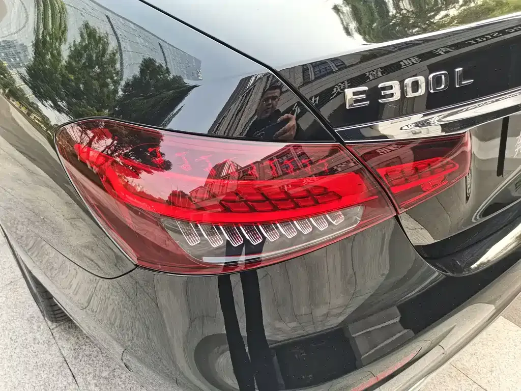 Mercedes-Benz E-Class 2023 из CN, фото 8