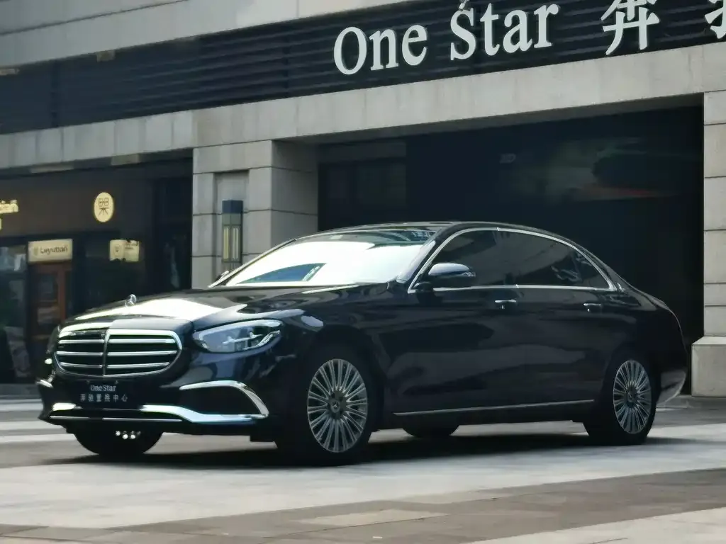 Mercedes-Benz E-Class 2023 из CN, фото 2