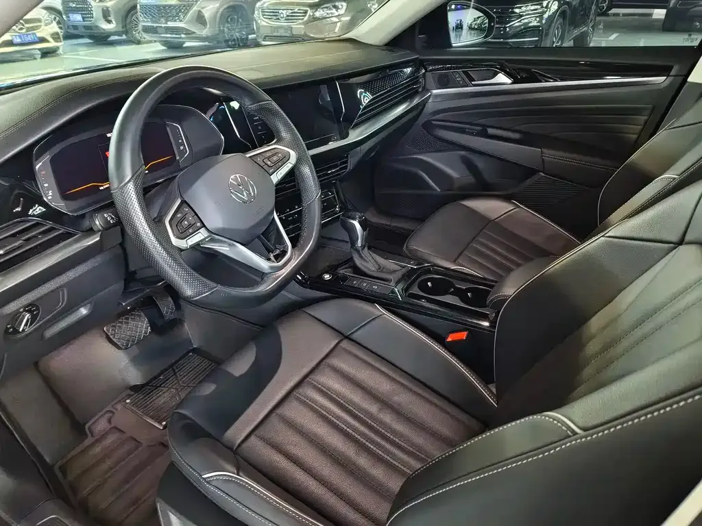 Volkswagen Passat 2022 из CN, фото 8