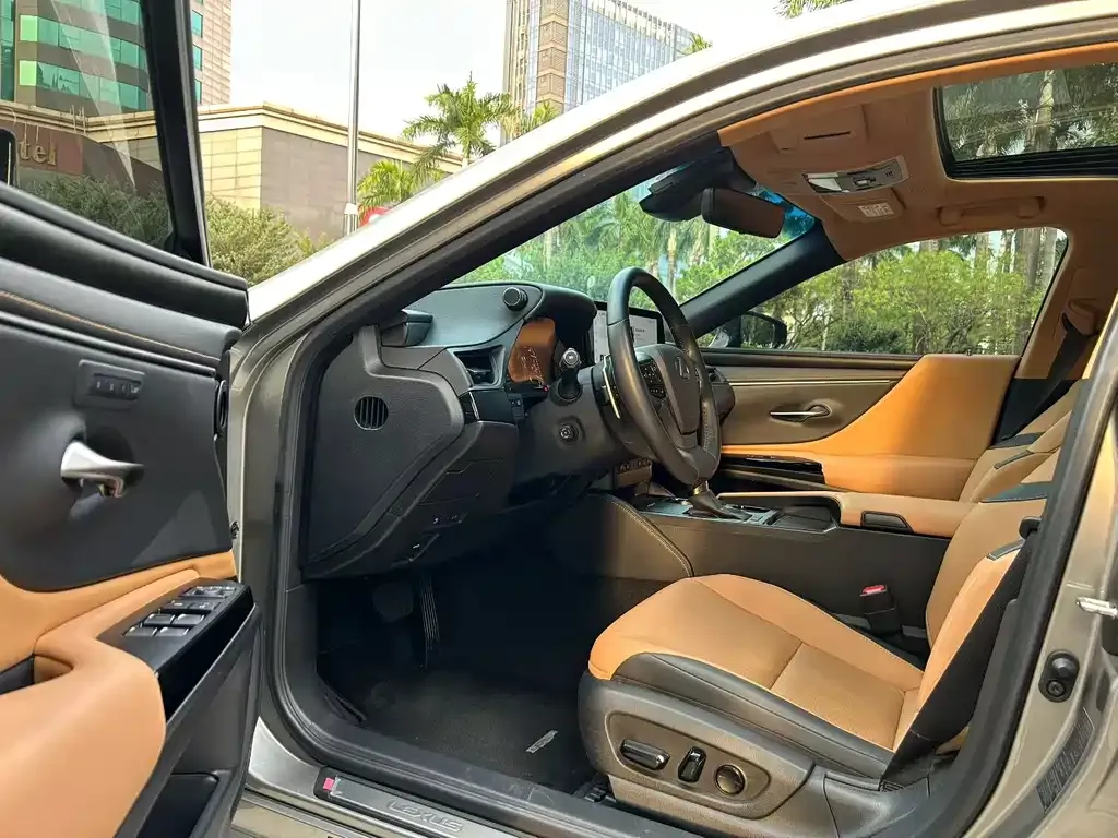 Lexus ES 2024 из CN, фото 2