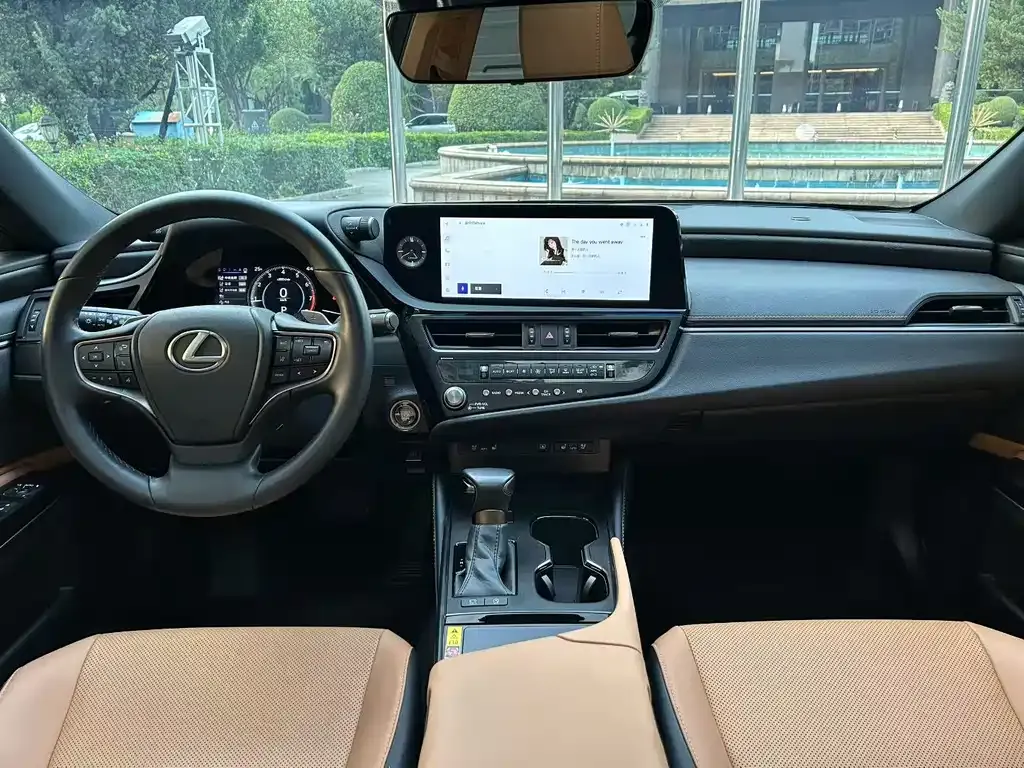 Lexus ES 2024 из CN, фото 3