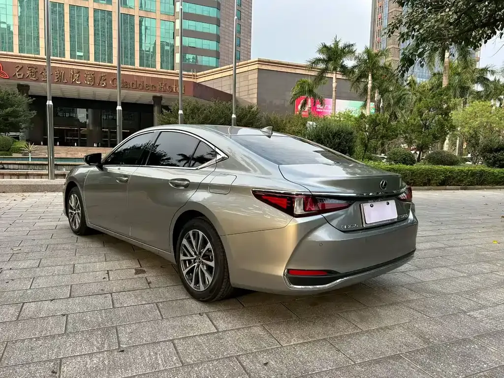 Lexus ES 2024 из CN, фото 7