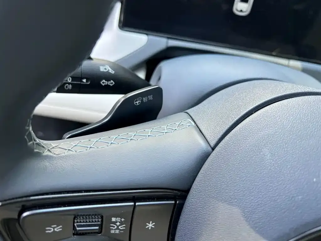 BYD Seal 06GT — фото 10