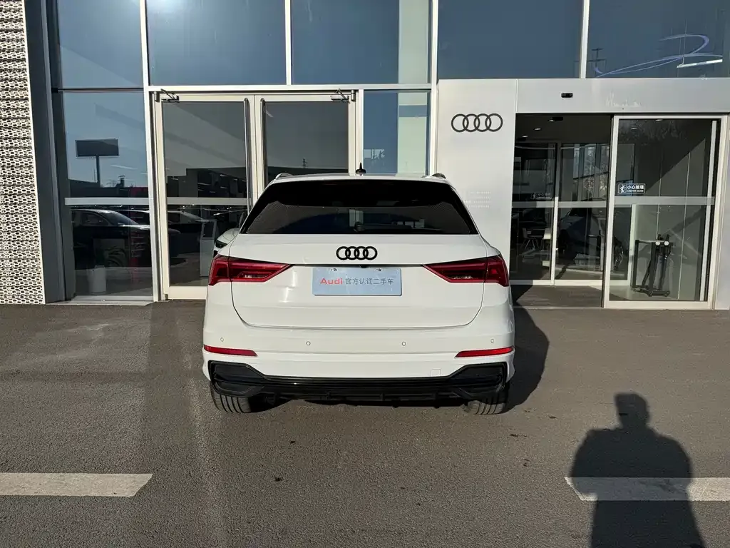 Audi Q3 2023 из CN, фото 4