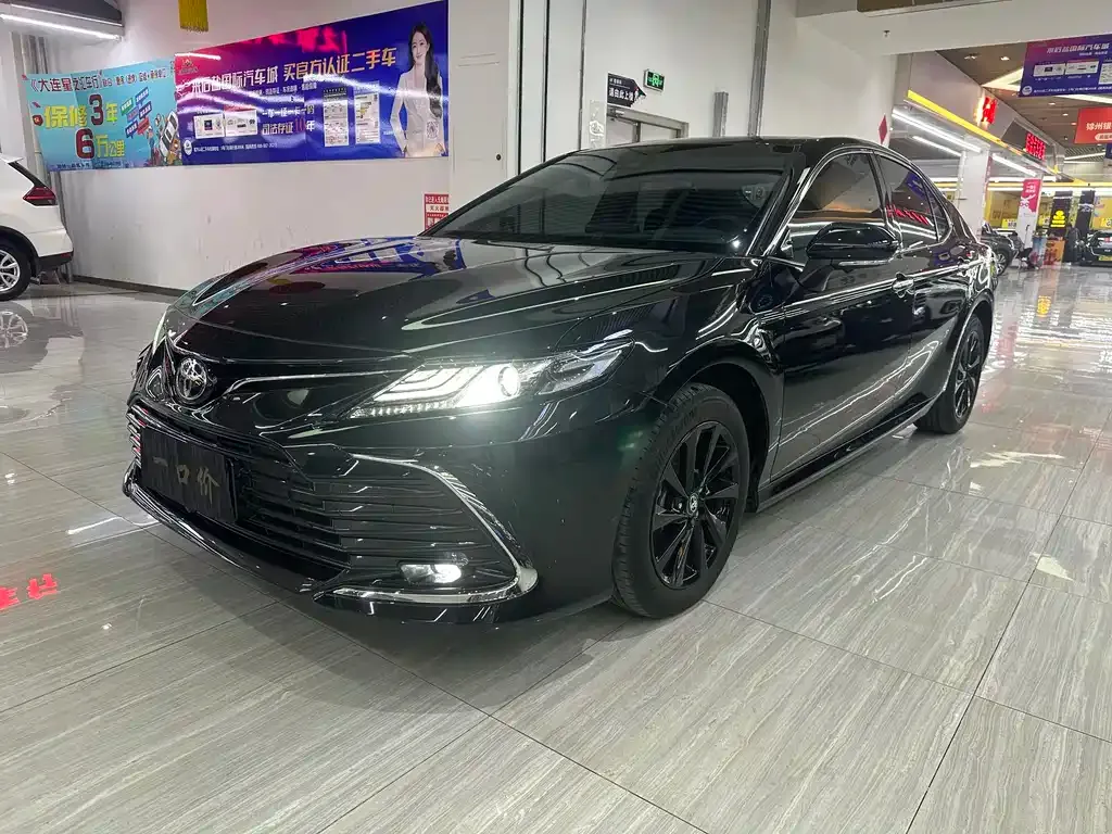 Toyota Camry 2022 из CN, фото 1
