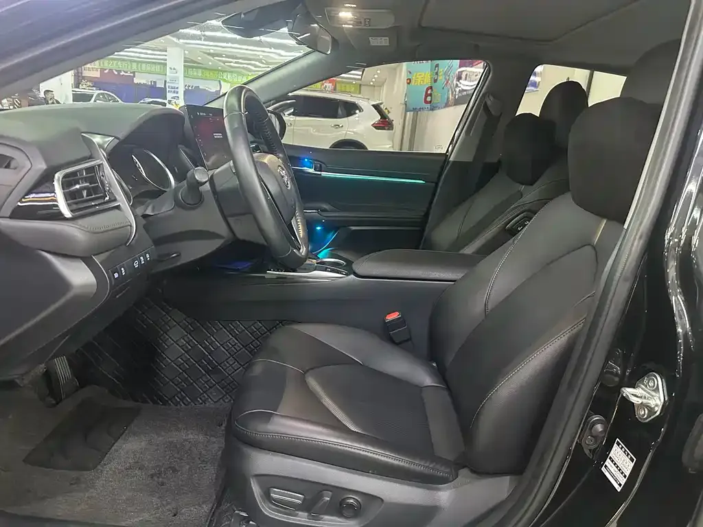 Toyota Camry 2022 из CN, фото 7