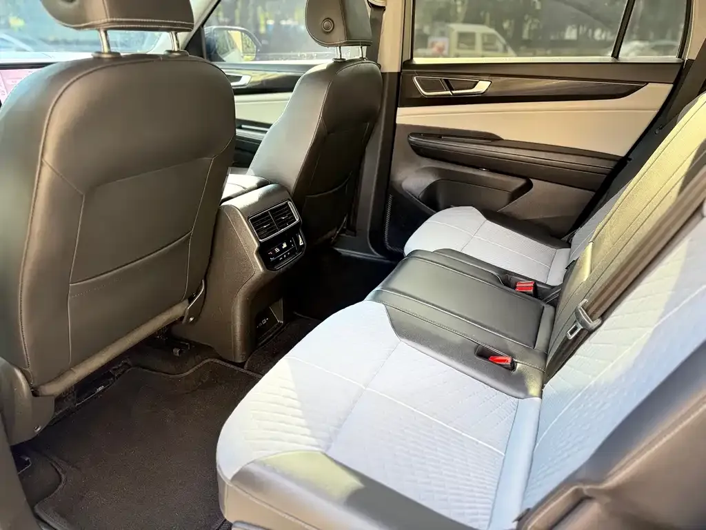 Volkswagen Teramont 2022 из CN, фото 2