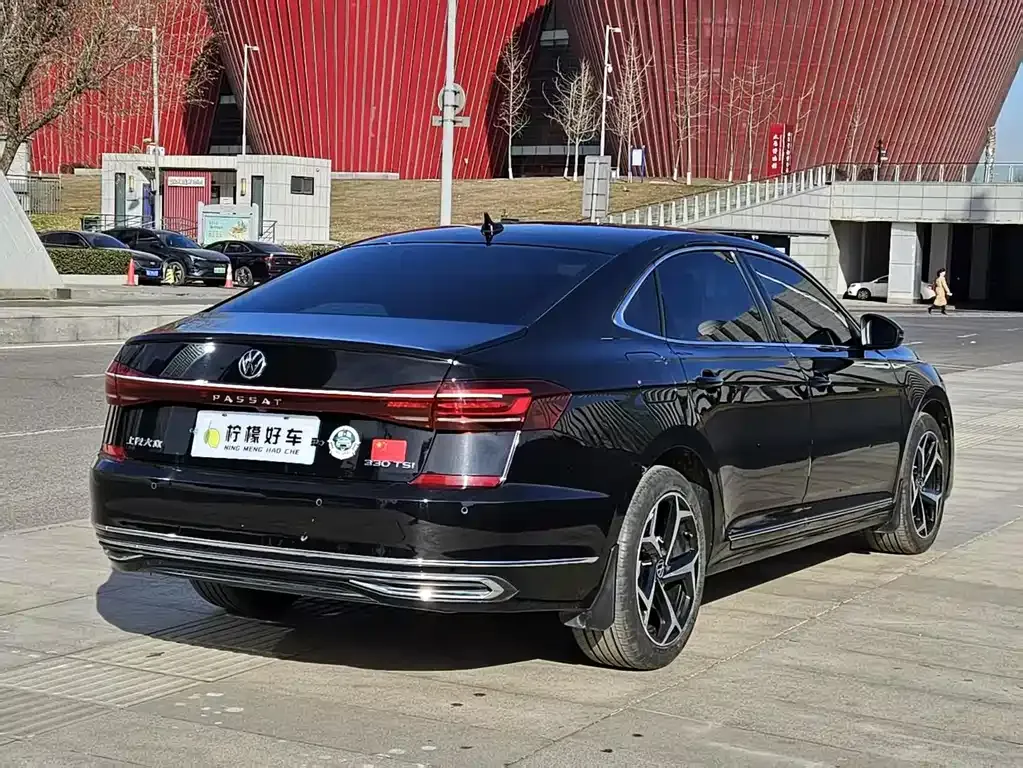 Volkswagen Passat 2023 из CN, фото 2