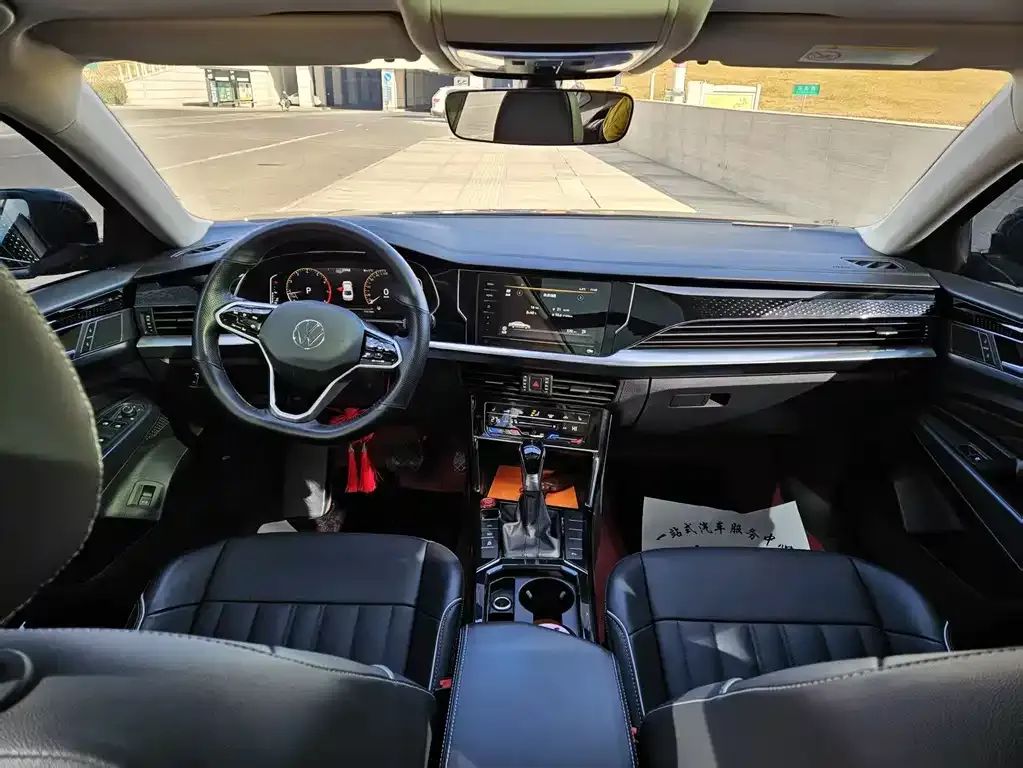 Volkswagen Passat 2023 из CN, фото 6