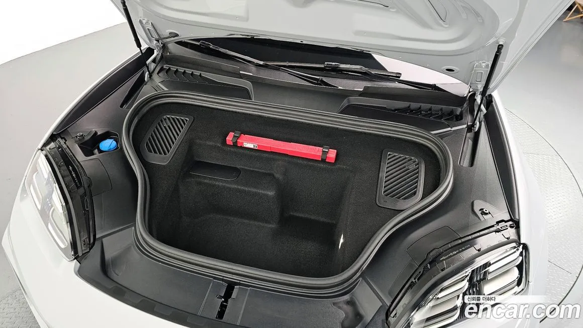 Porsche Macan 2025 из KR, фото 10