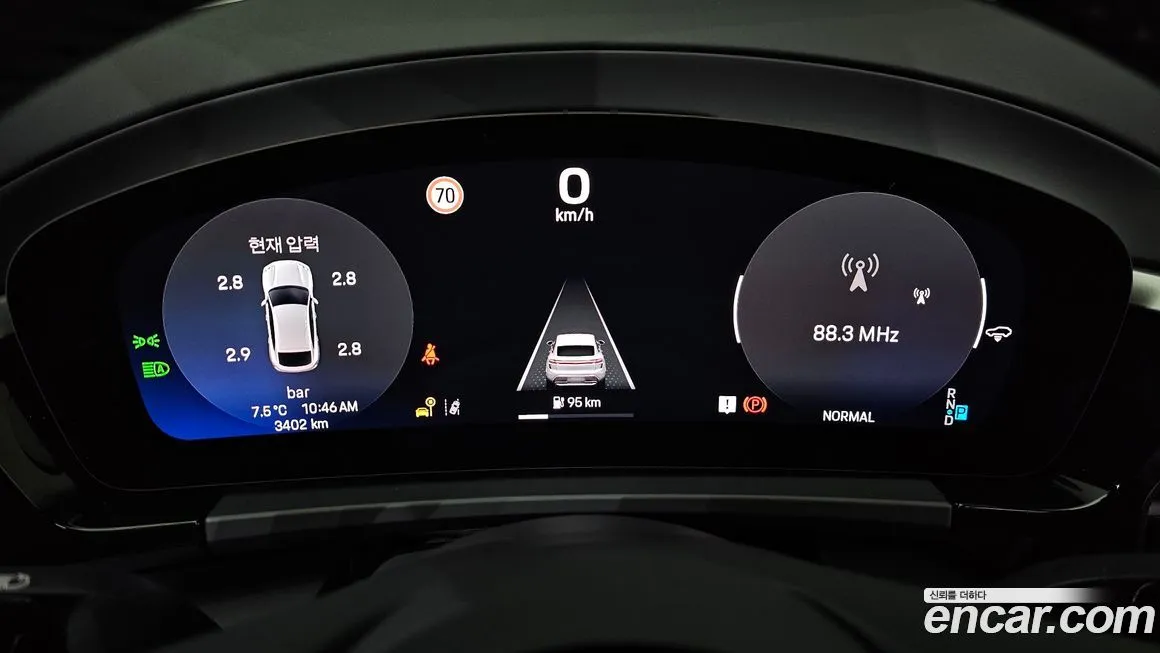 Porsche Macan 2025 из KR, фото 7