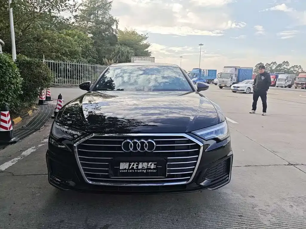 Audi A6L 2021 из CN, фото 9