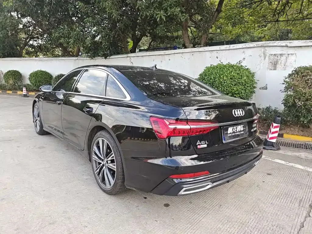 Audi A6L 2021 из CN, фото 6
