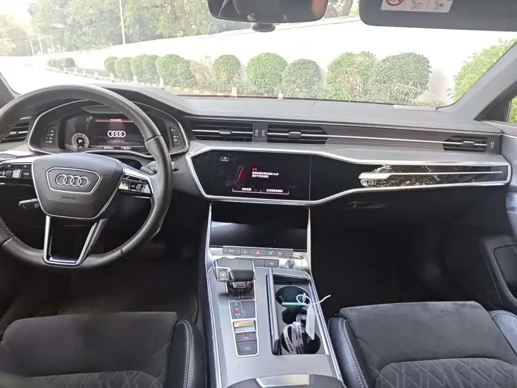 Audi A6L 2021 из CN, фото 5