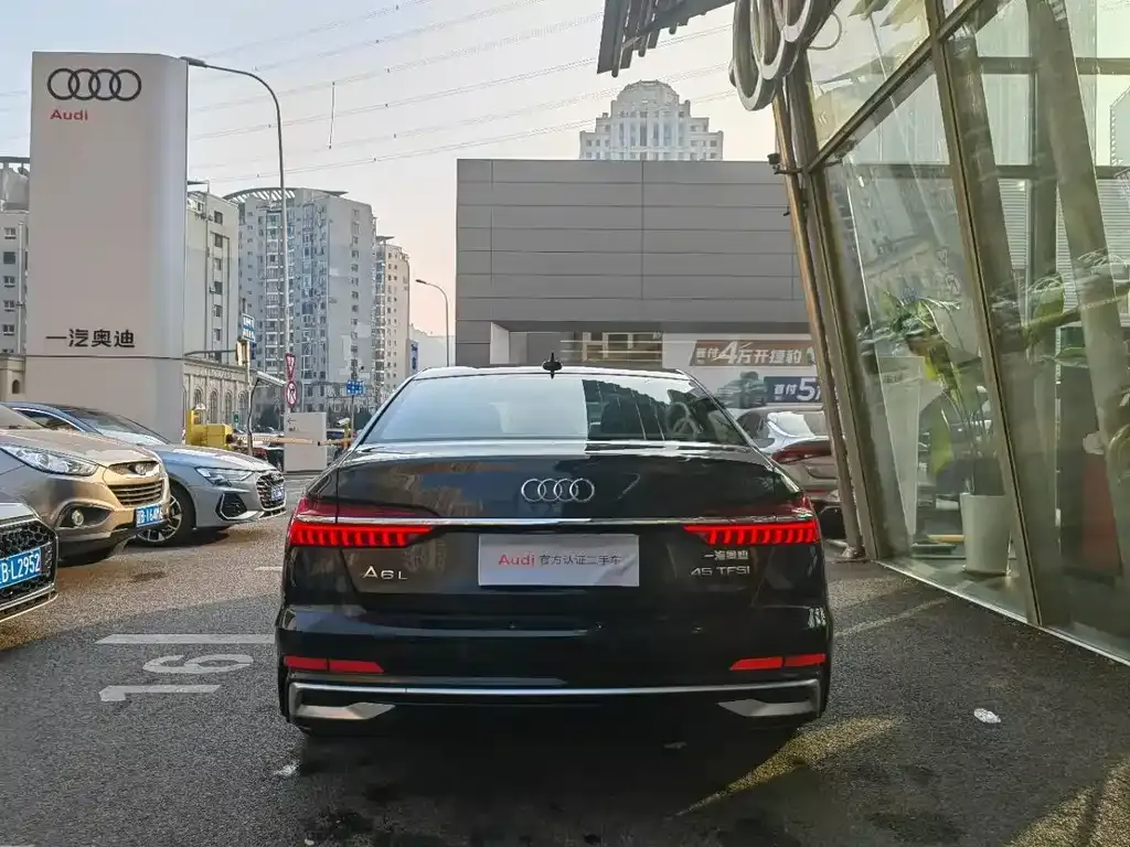 Audi A6L 2024 из CN, фото 5