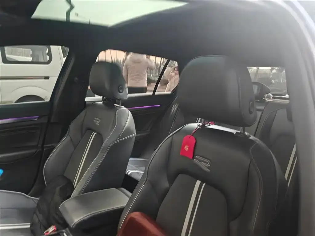 Volkswagen Golf 2022 из CN, фото 2