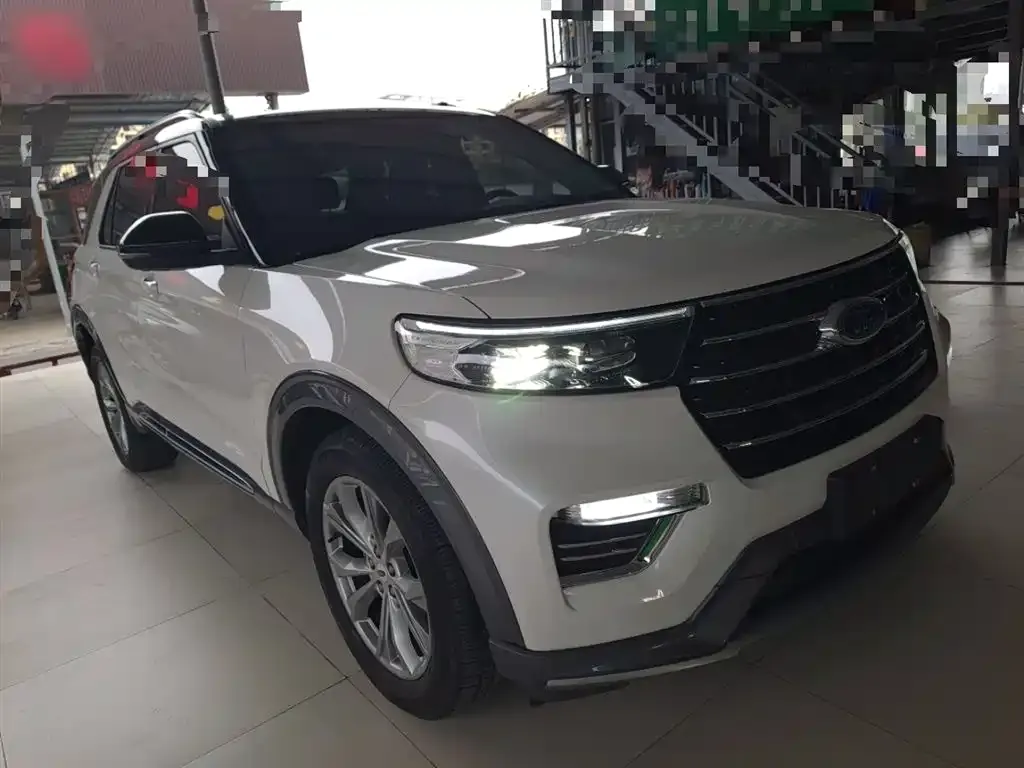 Ford Explorer 2022 из CN, фото 2