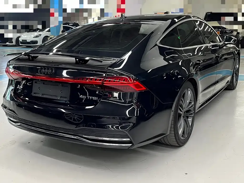 Audi A7 2023 из CN, фото 3