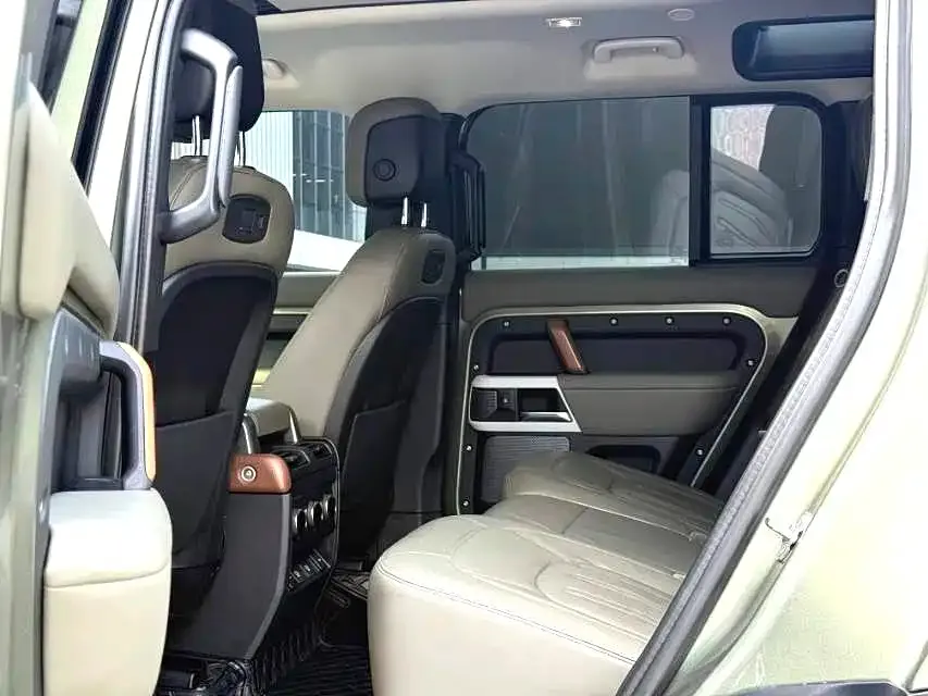Land Rover Defender 2021 из CN, фото 8