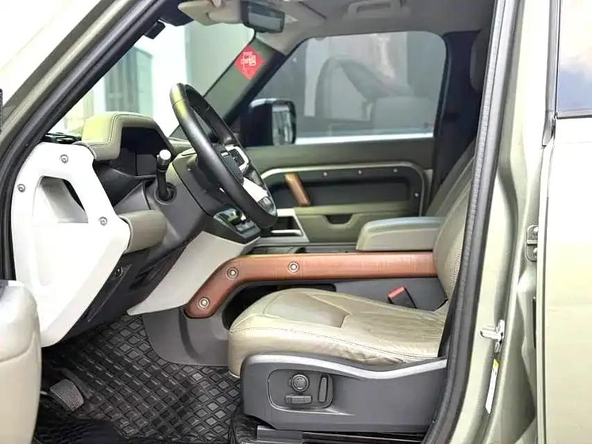 Land Rover Defender 2021 из CN, фото 2
