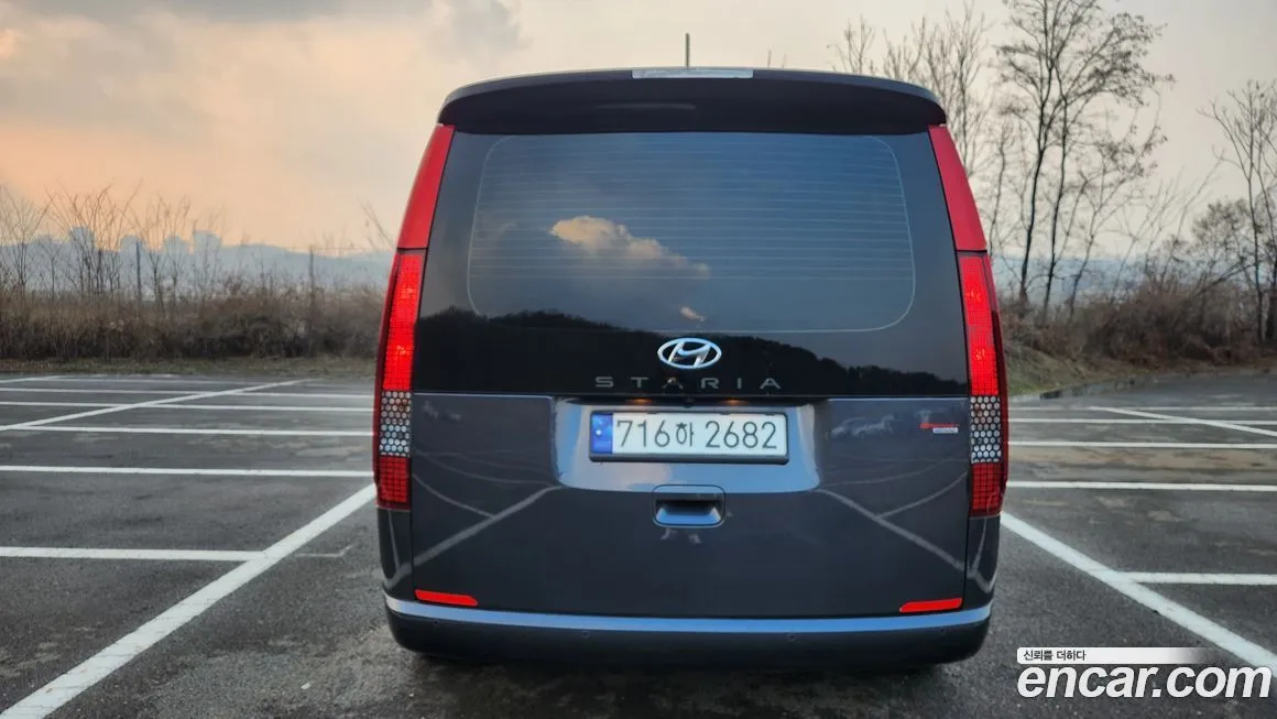 Hyundai Staria — фото 3