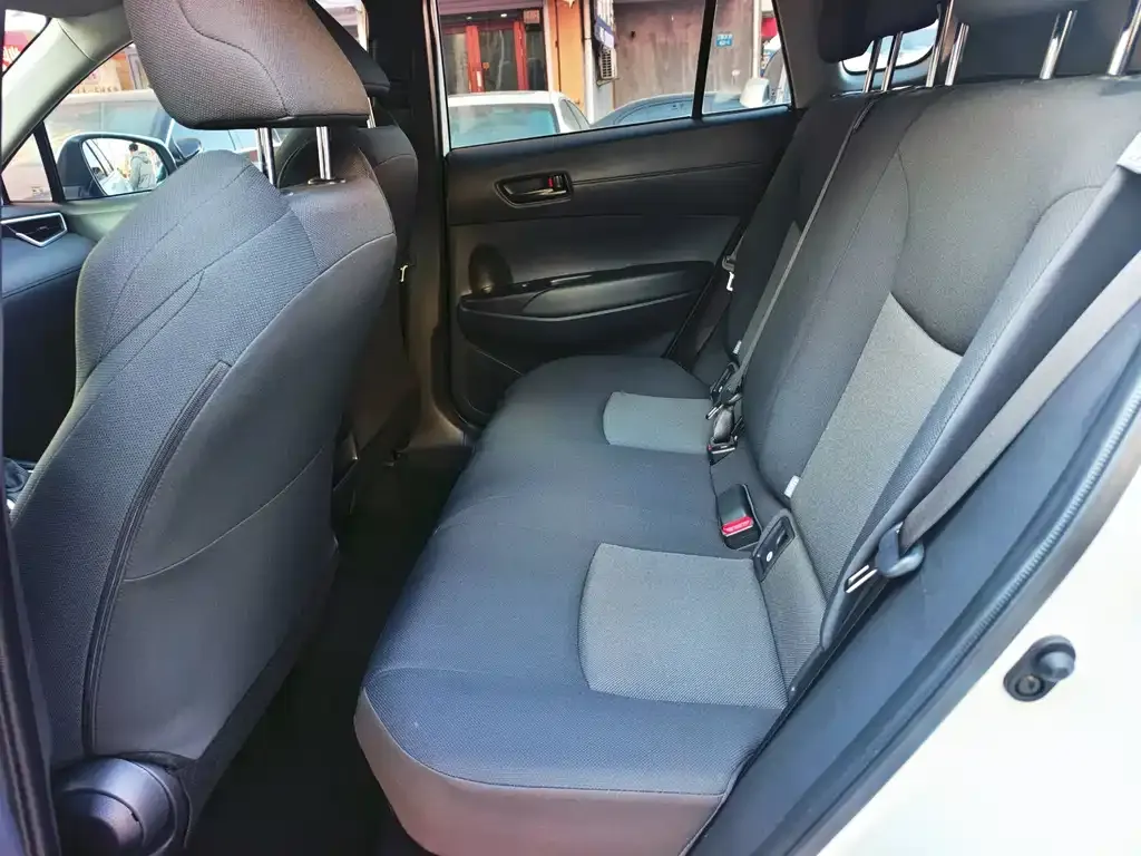 Toyota Frontlander 2024 из CN, фото 10