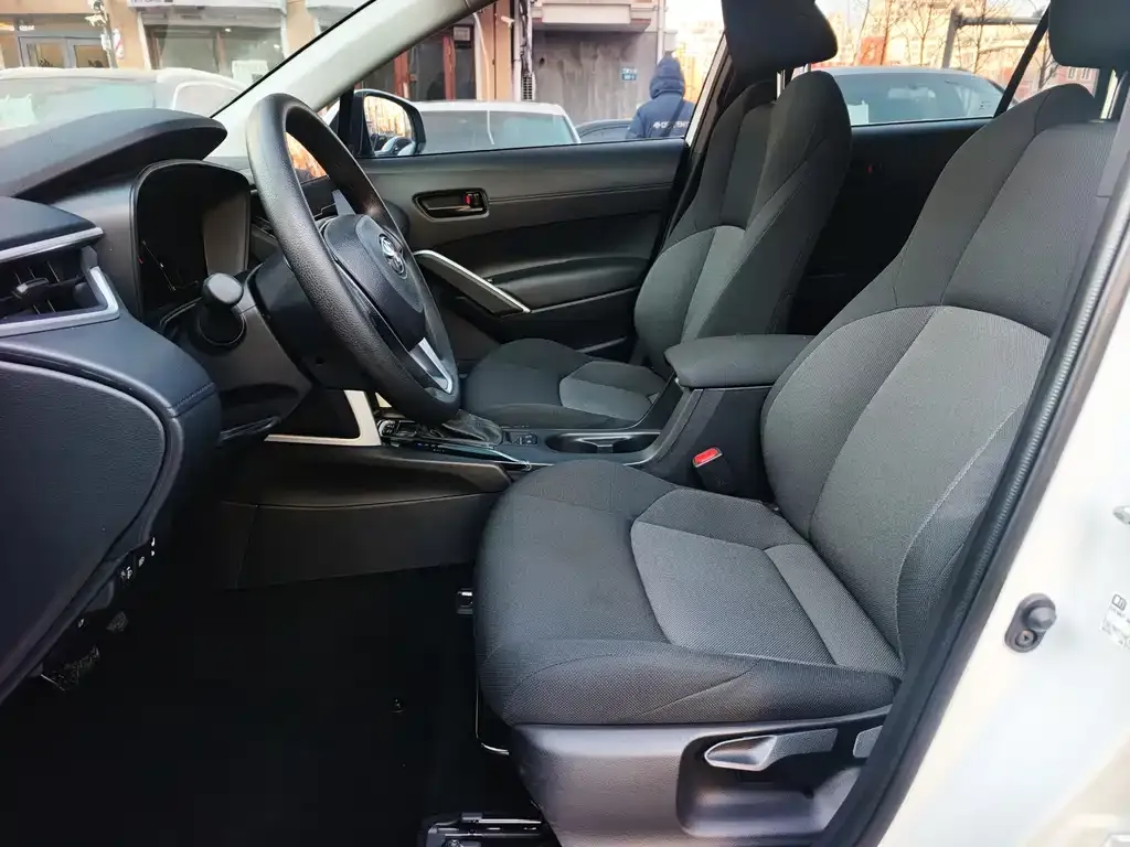 Toyota Frontlander 2024 из CN, фото 8