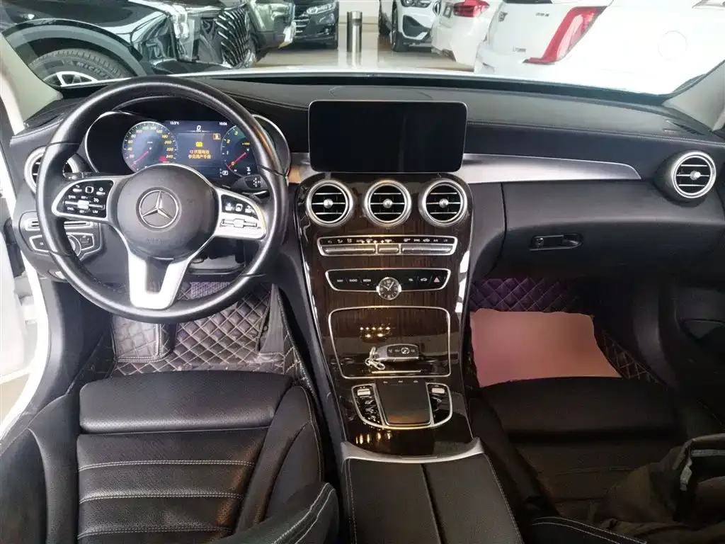 [object Object] C-Class 2021 из CN, фото 10