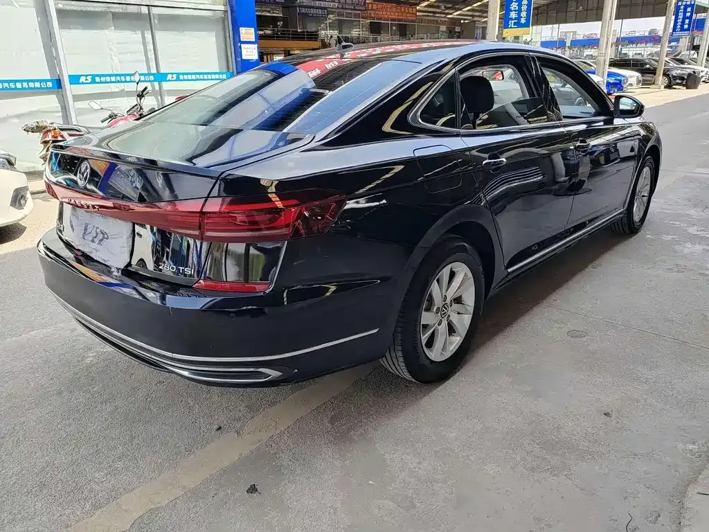 Volkswagen Passat 2024 из CN, фото 7