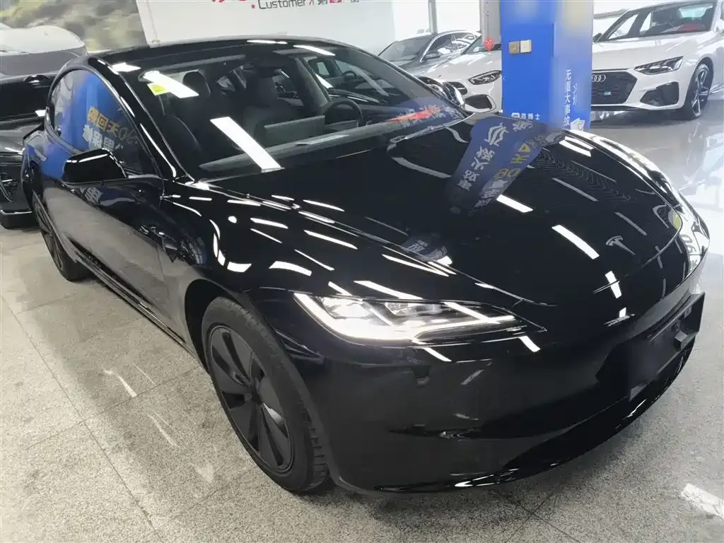 Tesla Model 3 2025 из CN, фото 3