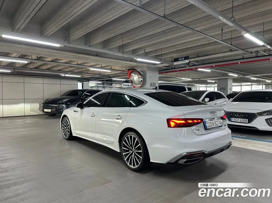 Audi A5 — фото 8