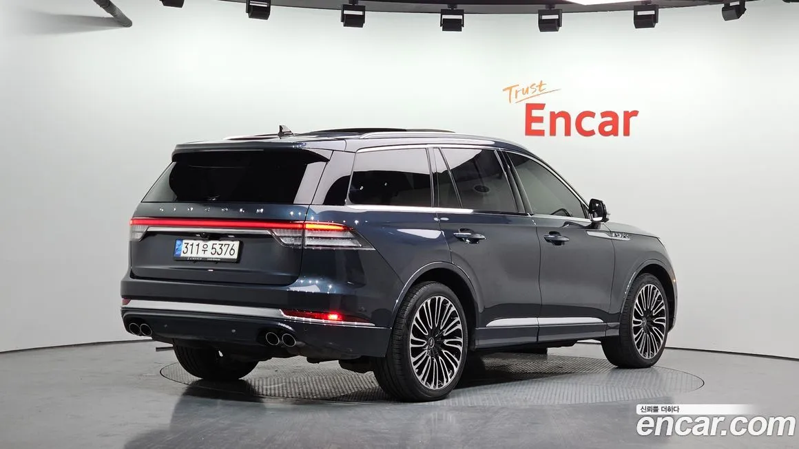 Lincoln Aviator — фото 2