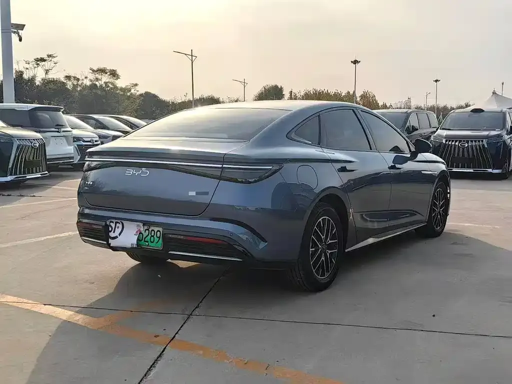 BYD Seal 07 DM-i 2025 из CN, фото 5