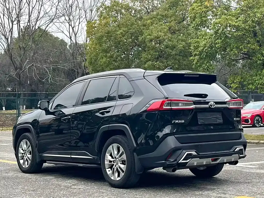 Toyota Wildlander 2021 из CN, фото 8