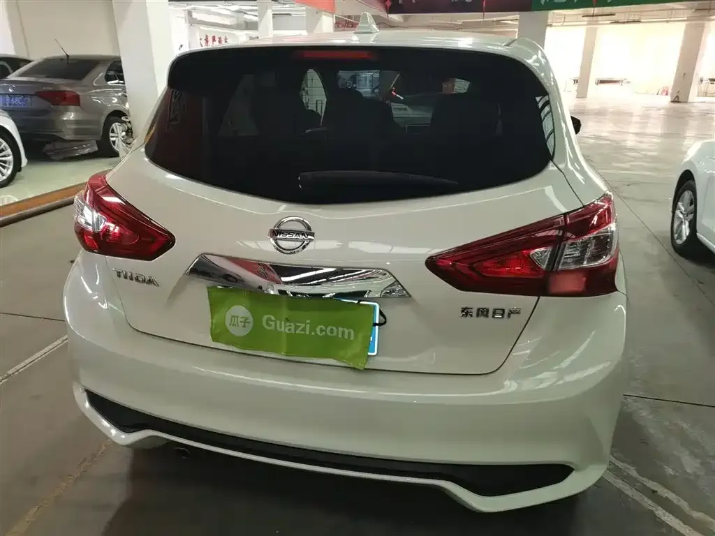 Nissan Tiida 2022 из CN, фото 4