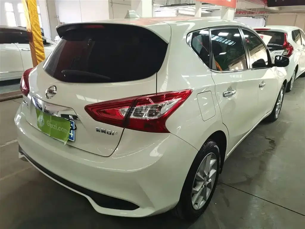 Nissan Tiida 2022 из CN, фото 3