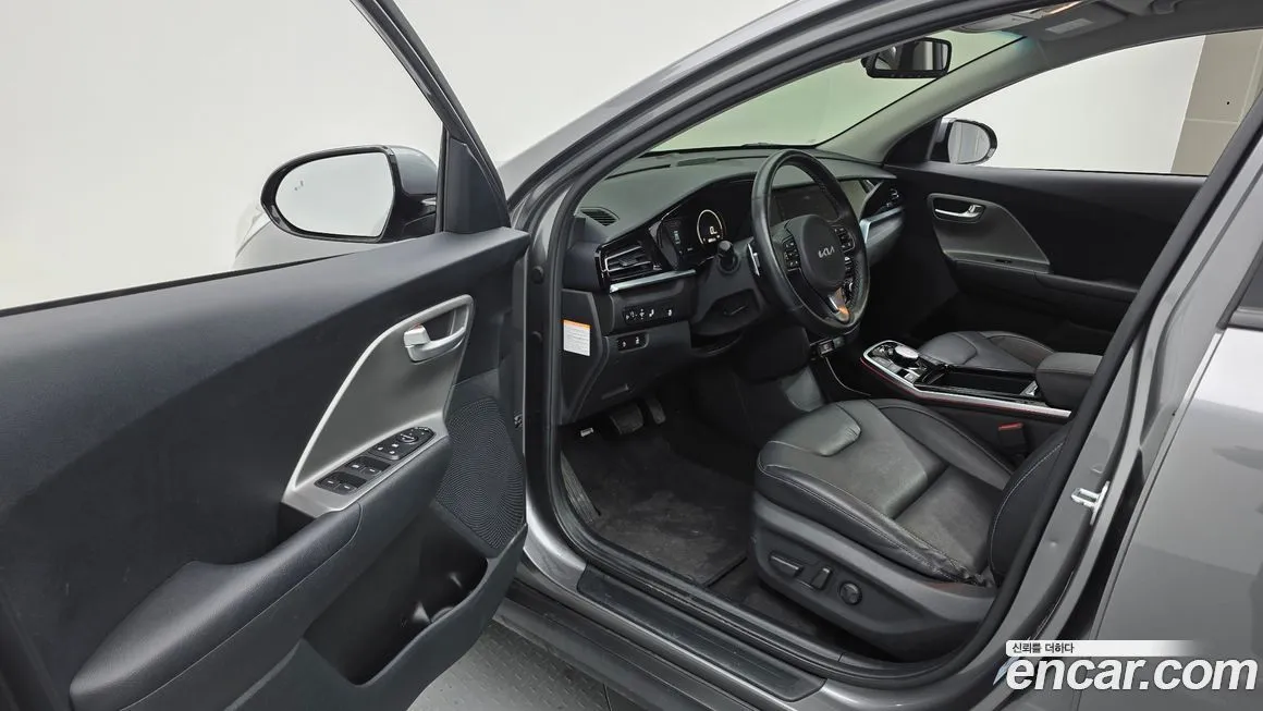 Kia Niro 2023 из KR, фото 7