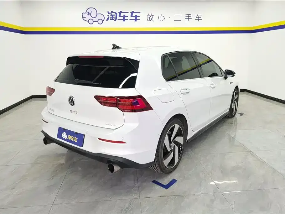 Volkswagen Golf GTI 2024 из CN, фото 6
