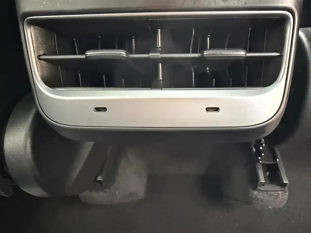 Tesla Model Y 2022 из CN, фото 7