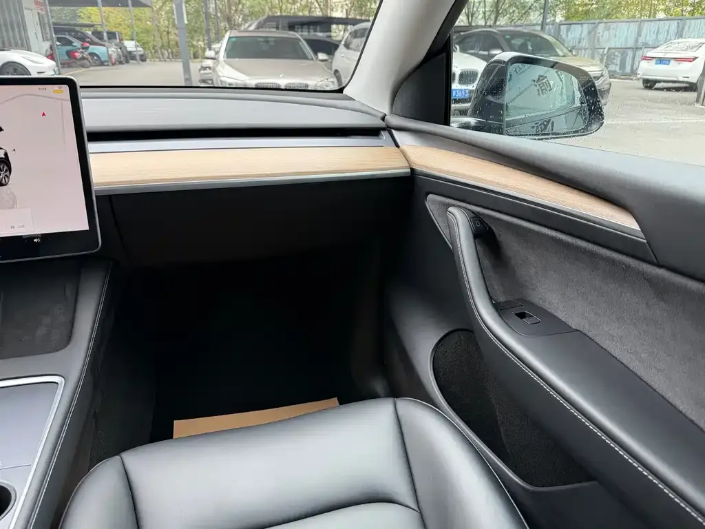 Tesla Model Y 2022 из CN, фото 9