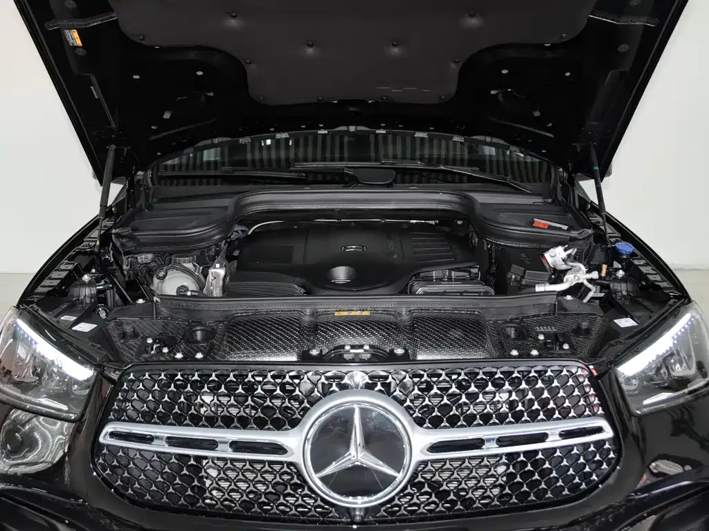 Mercedes-Benz GLE — фото 8