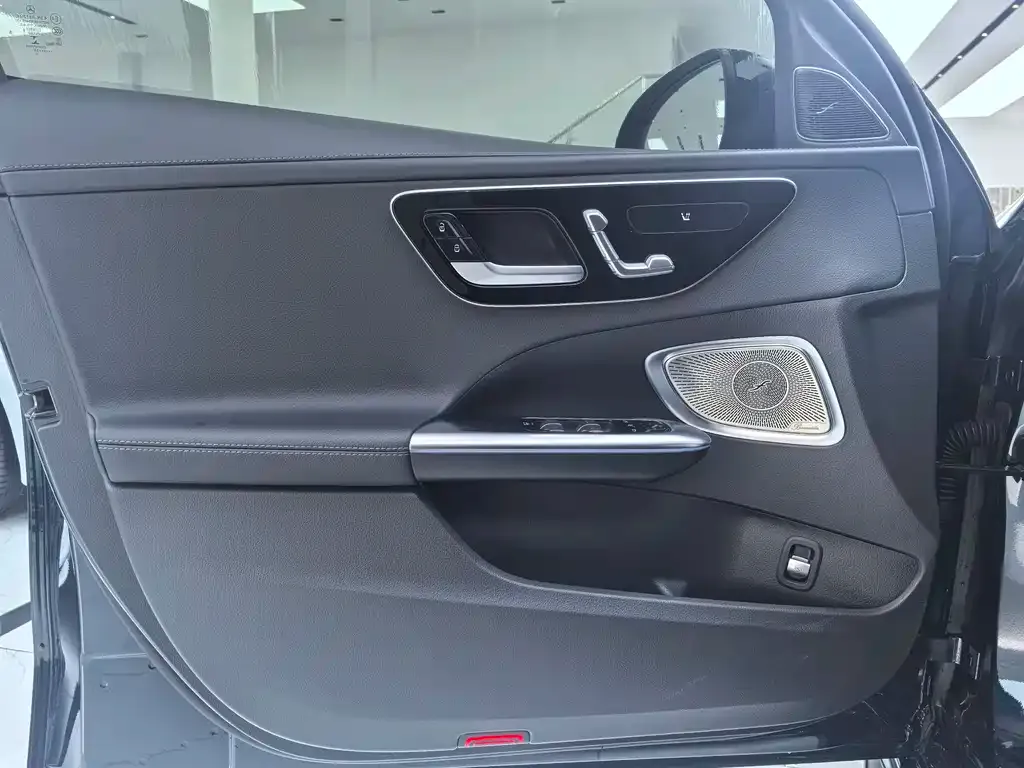 Mercedes-Benz C-Class 2023 из CN, фото 10