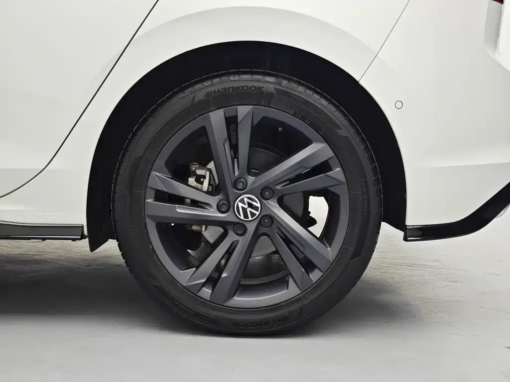 Volkswagen Golf 2022 из CN, фото 9