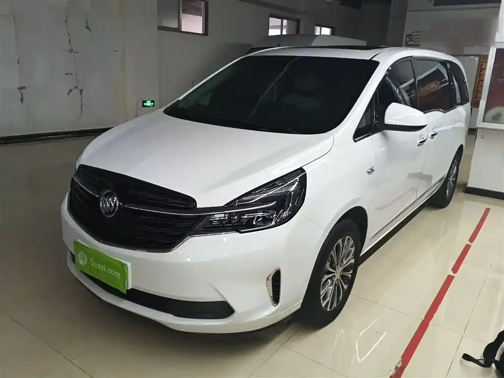 Buick GL8 2021 из CN, фото 2