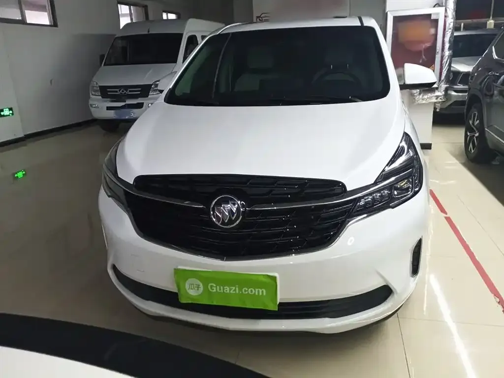 Buick GL8 2021 из CN, фото 3