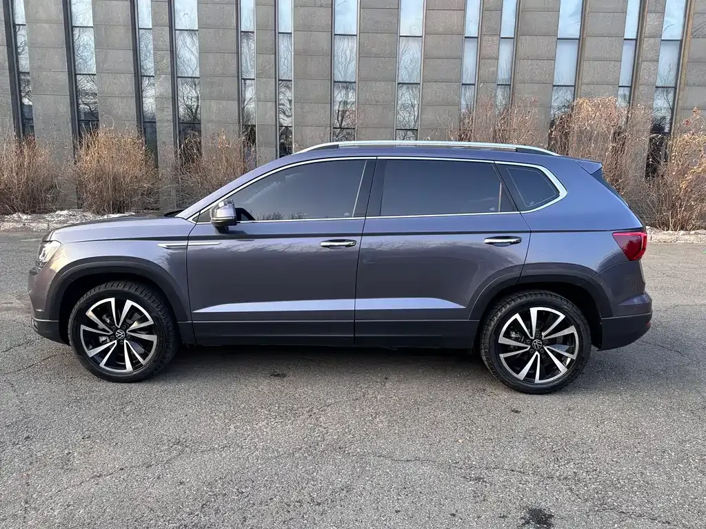 Volkswagen Tharu 2022 из CN, фото 9