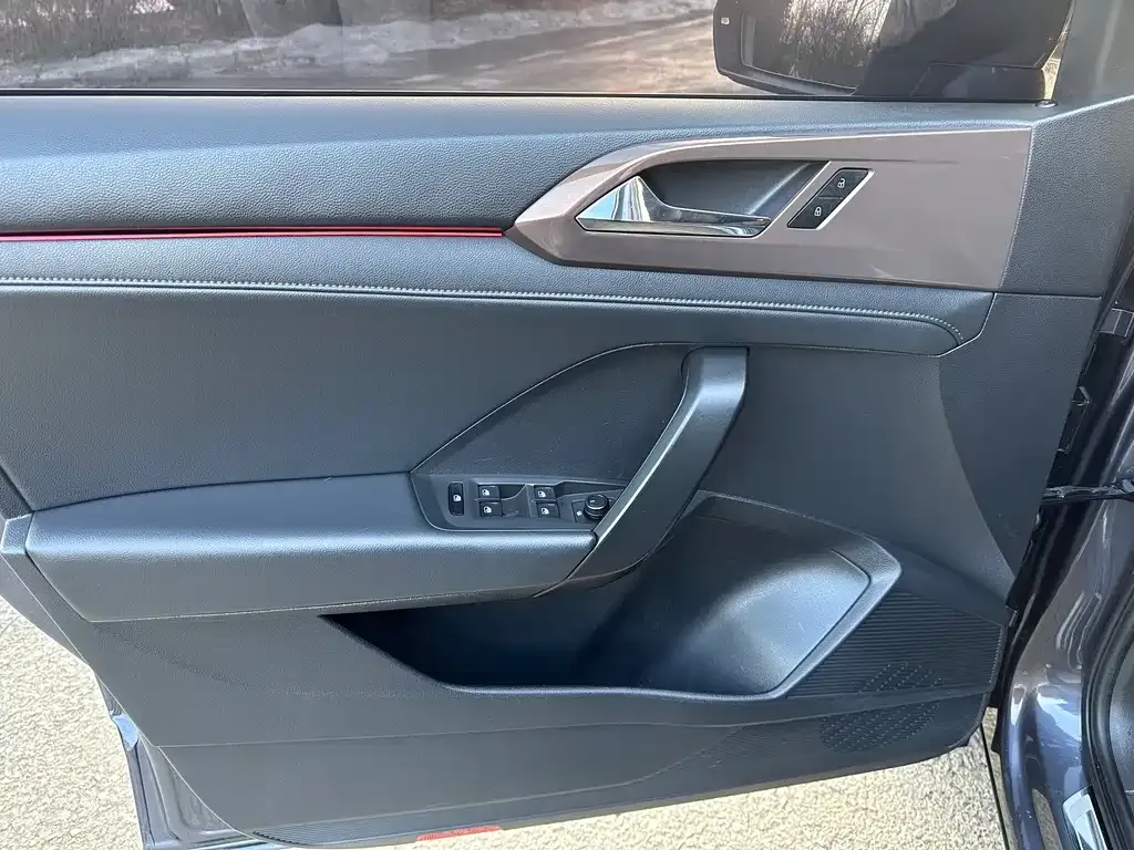 Volkswagen Tharu 2022 из CN, фото 4
