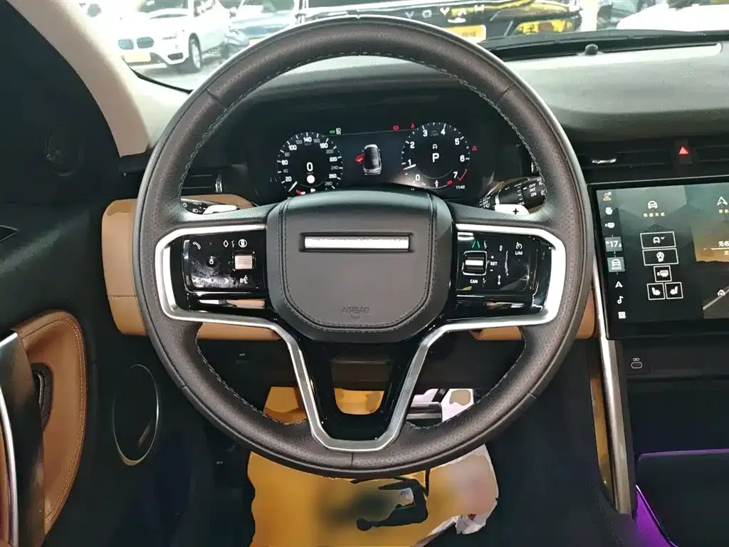 Land Rover Discovery Sport — фото 4